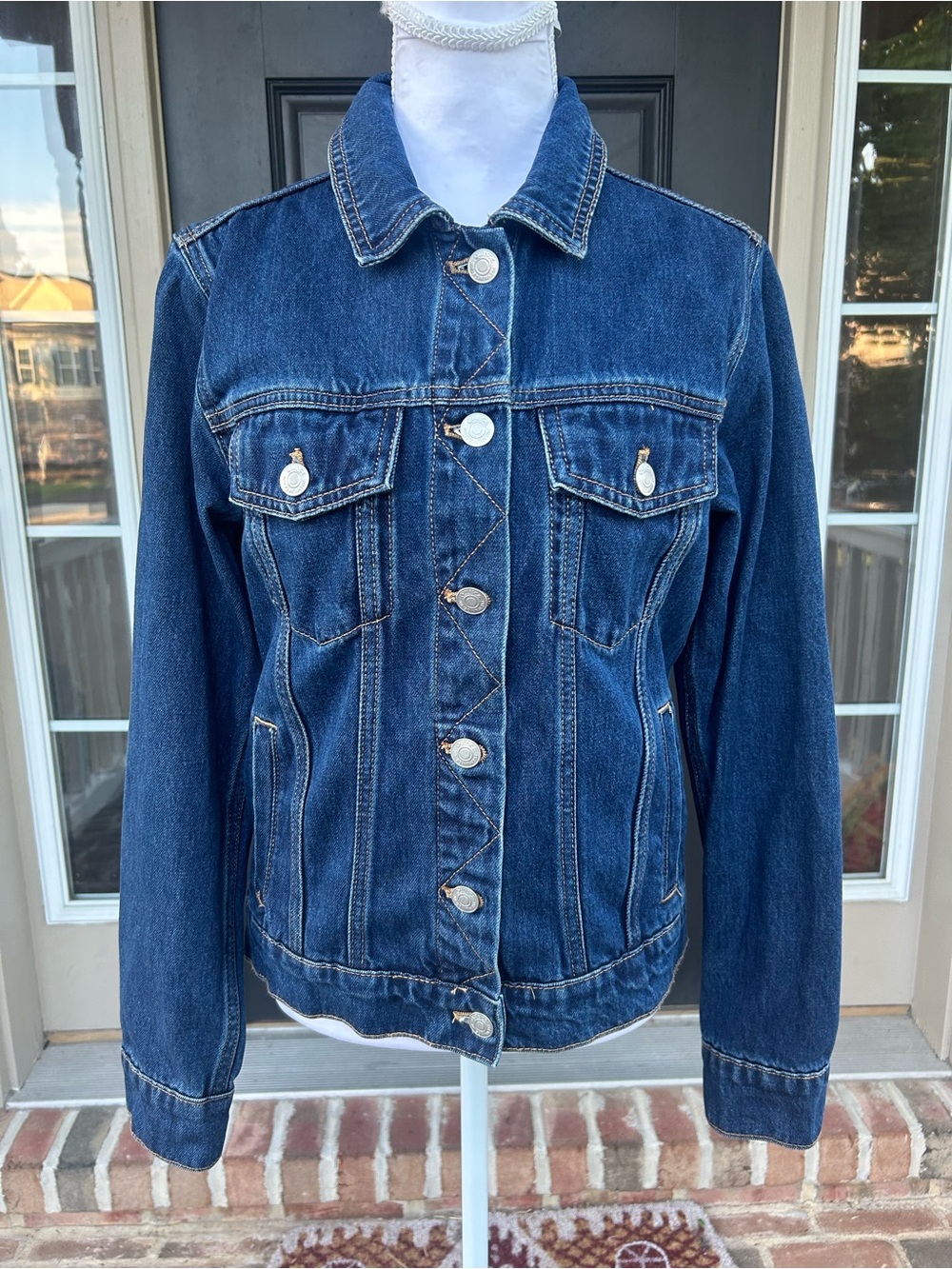 Quince Classic Dark Wash Denim Jean Jacket Small